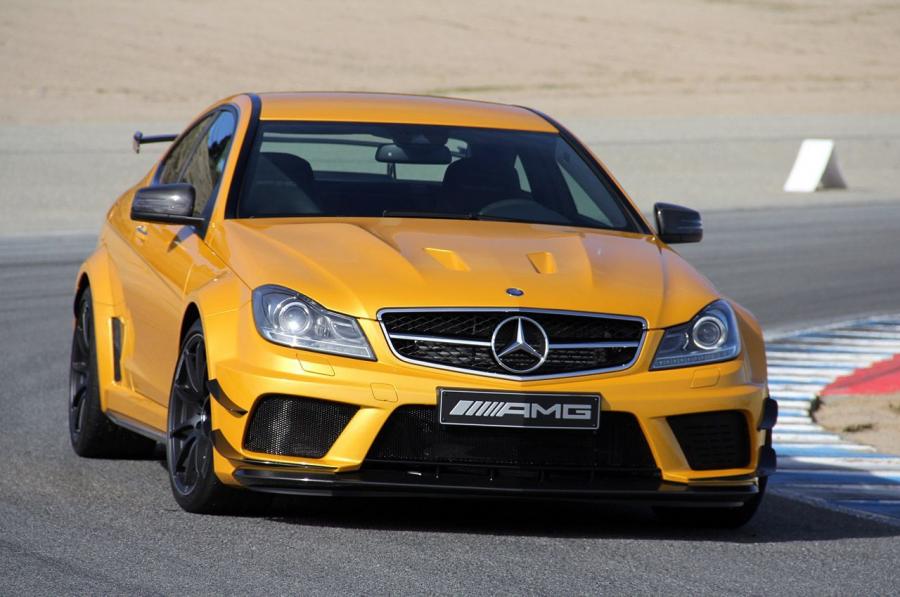  Mercedes-Benz C63 AMG Coupe Black Series 2012 года  (фото 1 из 66)
